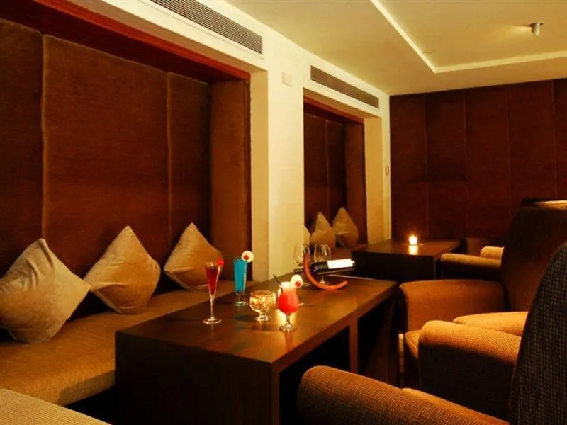 Amara Singapore - Newly Renovated Hotel
